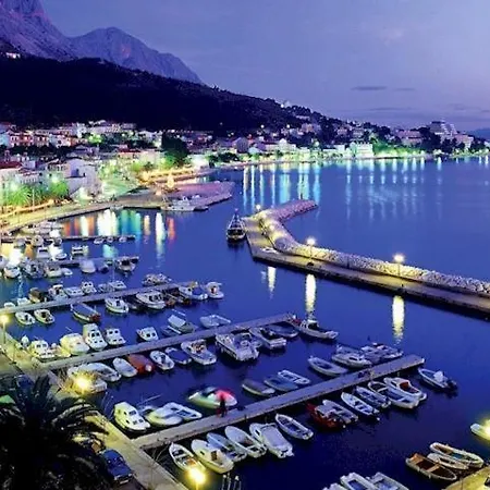 Anavela * Podgora (Split-Dalmatia)